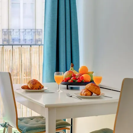 St Germain & Le Bon Marche With Balcony - Cityapartmentstay Appartamento Parigi